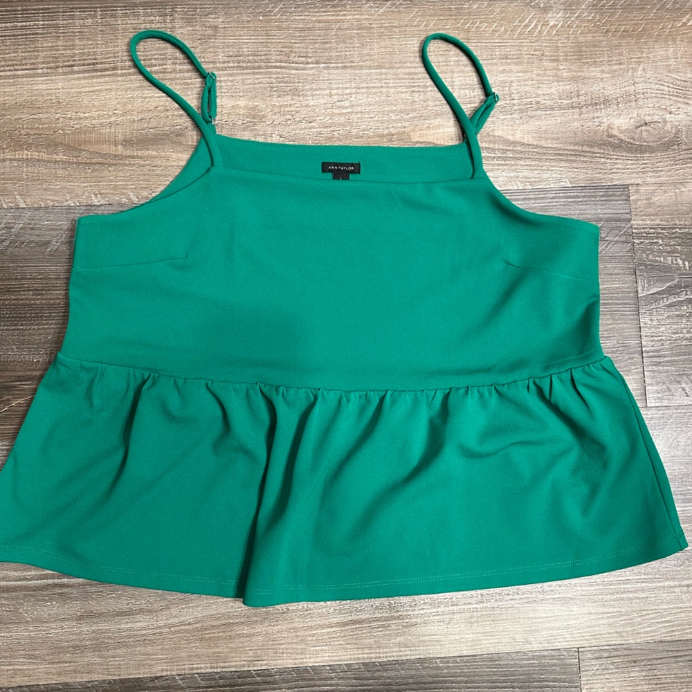 NWOT Ann Taylor Green Peplum Tank